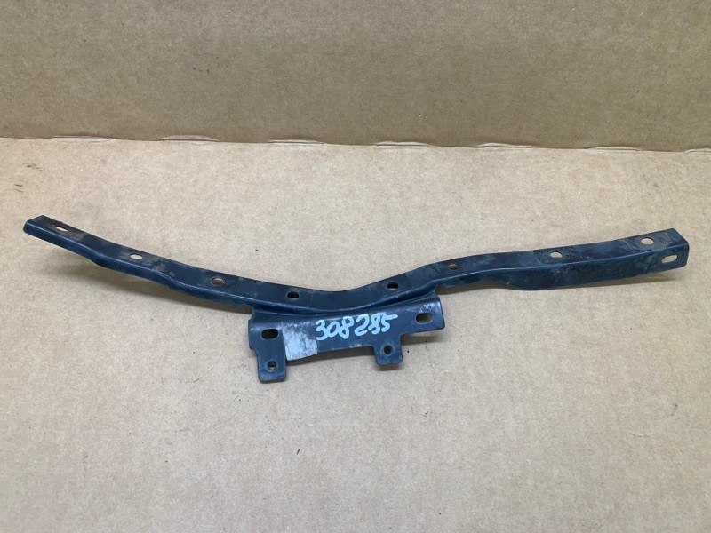 Кронштейн крепления фары передний левый MITSUBISHI OUTLANDER XL 05-13 2006 CW 3.0 6B31 6400A471 Б/У