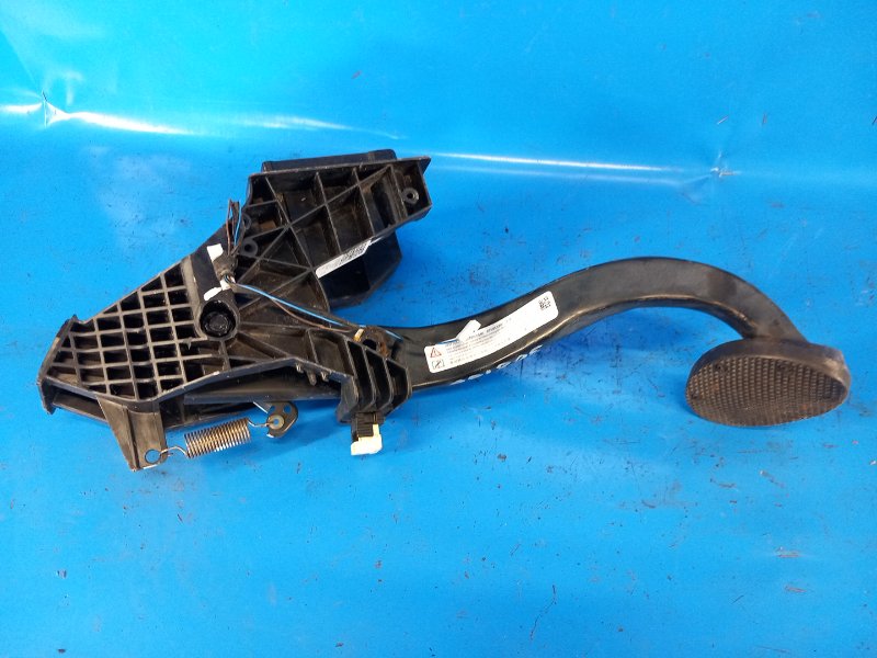 Педаль тормоза COOPER (F57) 15- 2016 F57 B36M 1.5L Педаль тормоза COOPER (F57) 15- 2016 F57 B36M 1.5L