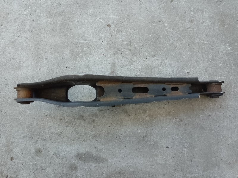 Рычаг задней подвески поперечный нижний правый MITSUBISHI ASX / OUTLANDER SPORT 10-21 2.0 4B11