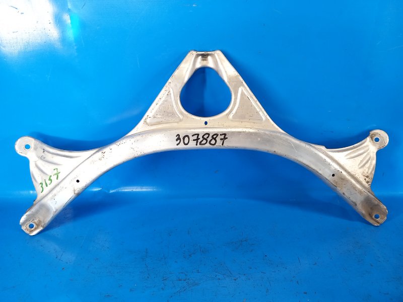 Запчасть распорка кузова AUDI A6 (C7) 11-18 2011 CGXB 3.0T 4G0805645C Б/У Распорка кузова AUDI A6 (C7) 11-18 2011 CGXB 3.0T 4G0805645C Б/У