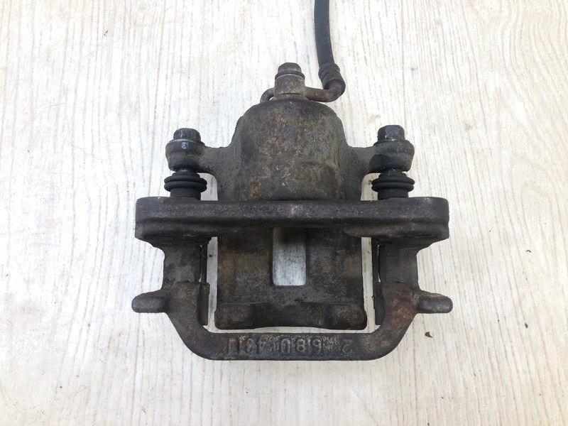 Суппорт тормозной задний правый MURANO Z50 02-07