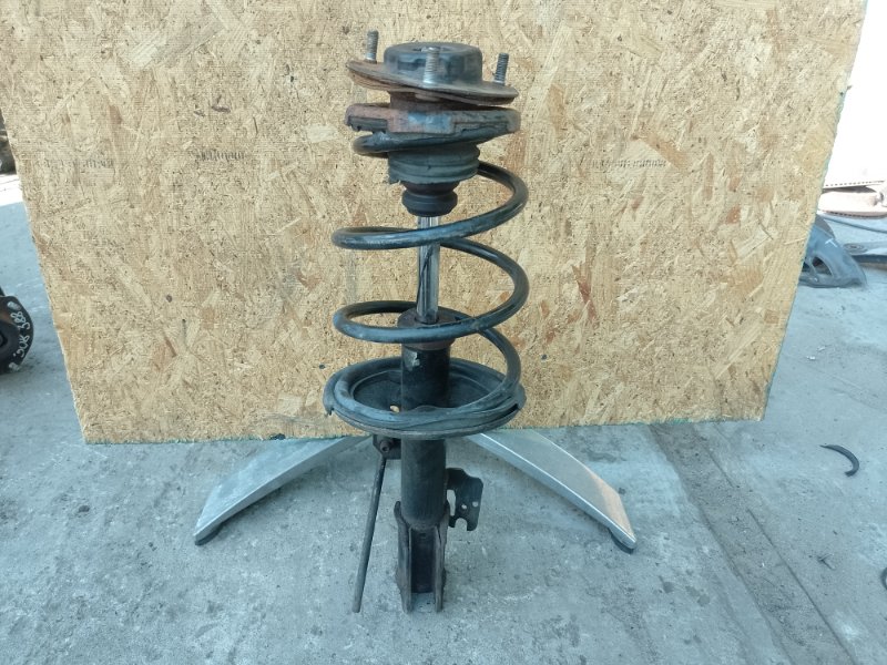 Запчасть амортизатор передний правый TOYOTA CAMRY 30 02-06 2003 30 2.4 2AZFE 48510-A9190 Б/У Амортизатор передний правый TOYOTA CAMRY 30 02-06 2003 30 2.4 2AZFE 48510-A9190 Б/У