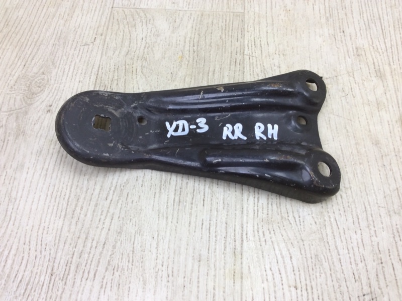 Запчасть крепление балки подвески заднее правое ACURA MDX (YD3) 13-21 50275-TZ5-A01 Б/У Крепление балки подвески заднее правое ACURA MDX (YD3) 13-21 50275-TZ5-A01 Б/У