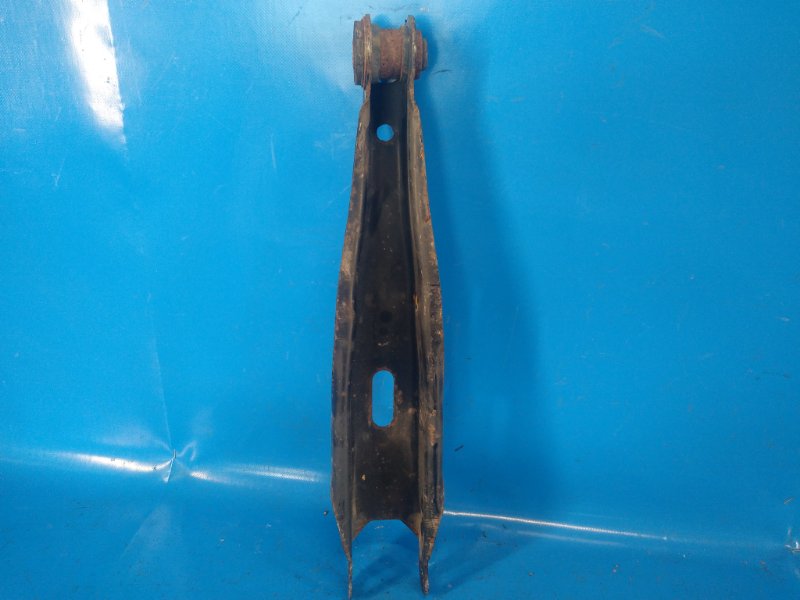 Рычаг задней подвески продольный левый IS250/350 05-13 2013 GSE20L 2.5 4GR-FSE