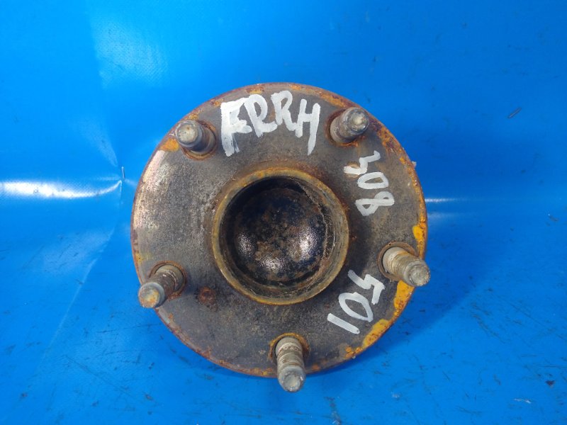 Ступица передняя правая LEXUS IS250/350 05-13 2013 GSE20L 2.5 4GR-FSE 4355030020 Б/У