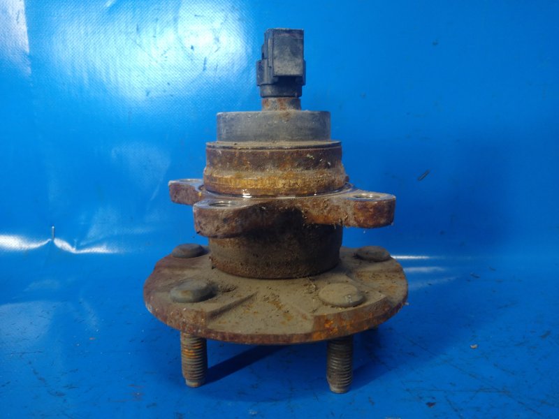 Ступица передняя правая IS250/350 05-13 2013 GSE20L 2.5 4GR-FSE