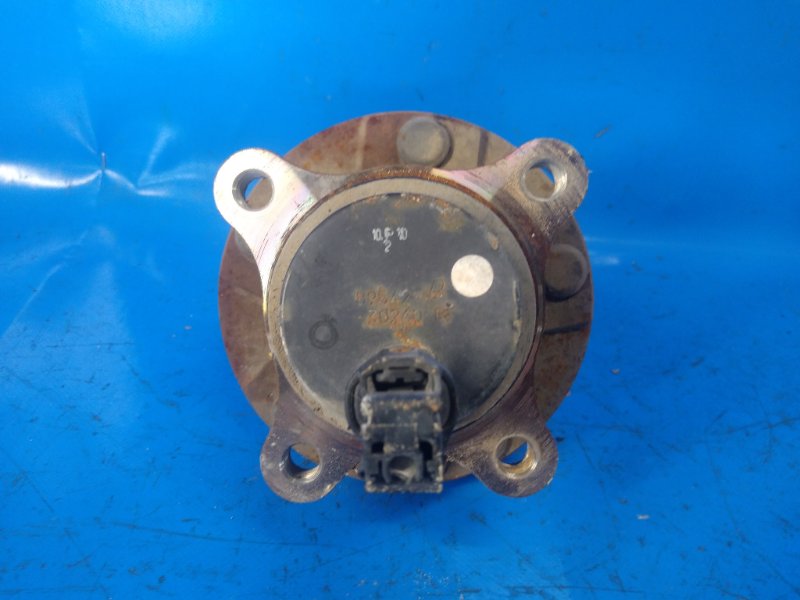 Ступица передняя правая LEXUS IS250/350 05-13 GSE20L 2.5 4GR-FSE