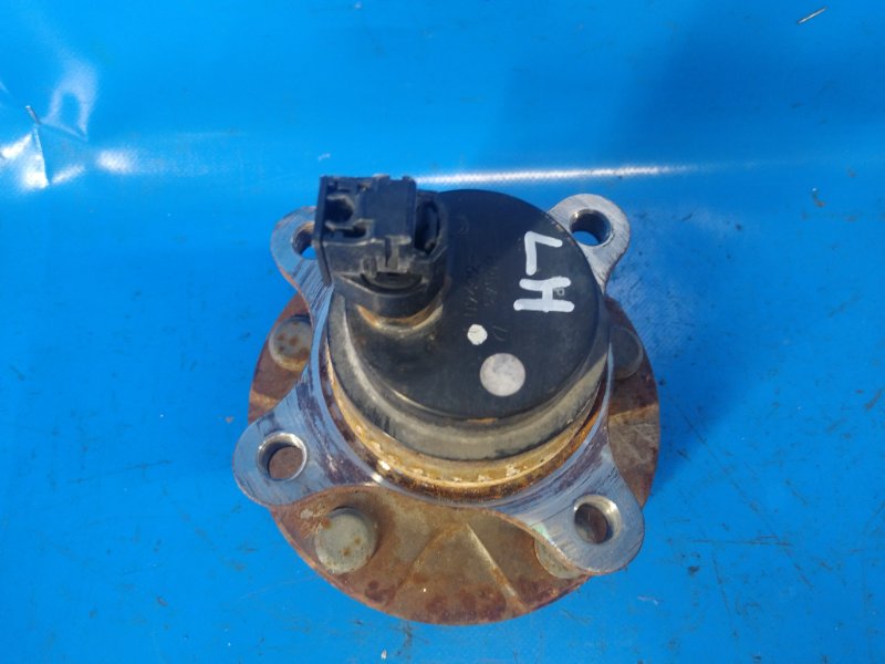 Ступица передняя левая LEXUS IS250/350 05-13 GSE20L 2.5 4GR-FSE