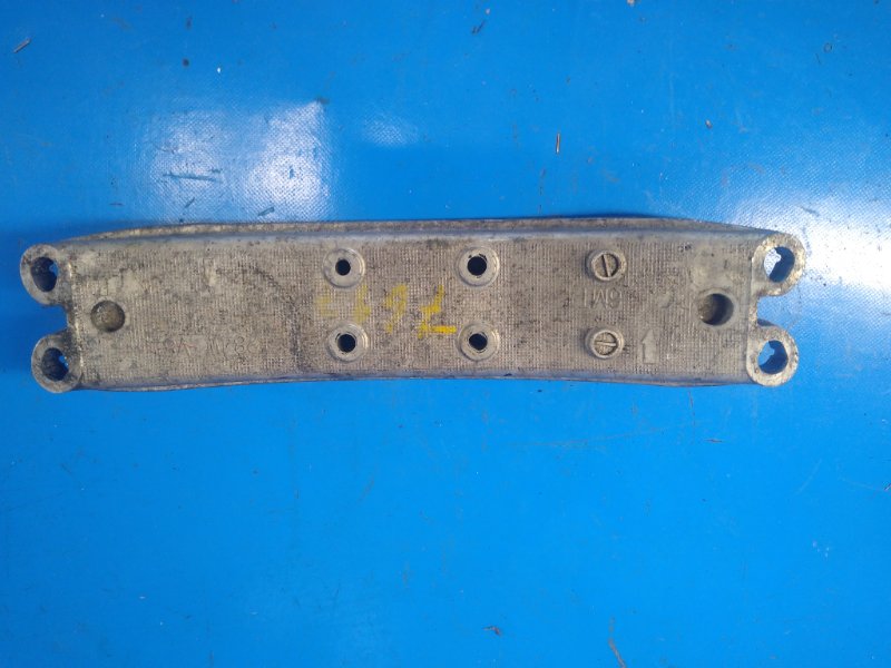 Кронштейн КПП LEXUS IS250/350 05-13 GSE20L 2.5 4GR-FSE