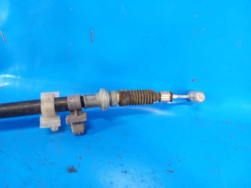 Трос стояночного тормоза задний левый MAZDA MX-5 15- ND 2.0 PE-VPS