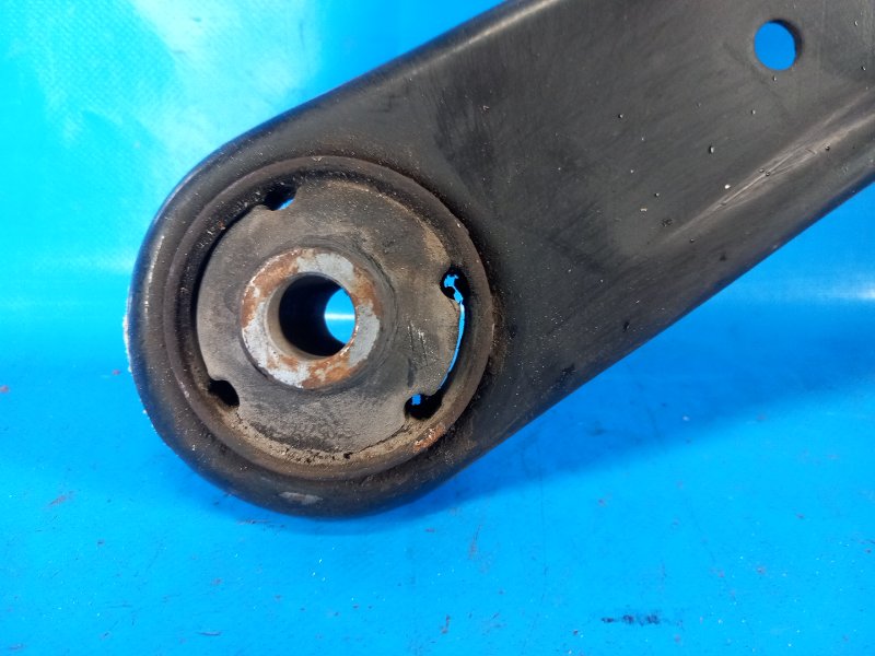 Рычаг передней подвески нижний правый COMPASS 06-16 2014 2.0 ECN Рычаг передней подвески нижний правый COMPASS 06-16 2014 2.0 ECN