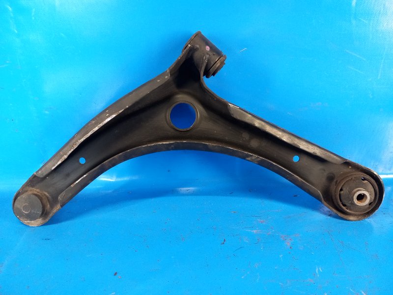 Рычаг передней подвески нижний правый COMPASS 06-16 2014 2.0 ECN Рычаг передней подвески нижний правый COMPASS 06-16 2014 2.0 ECN