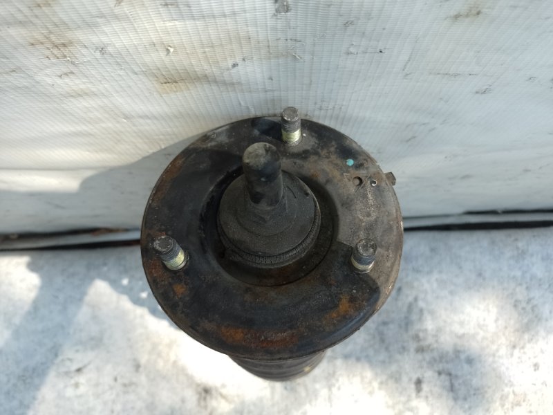 Амортизатор передний PATHFINDER R51 04-14 2004 R51 4.0 VQ40DE