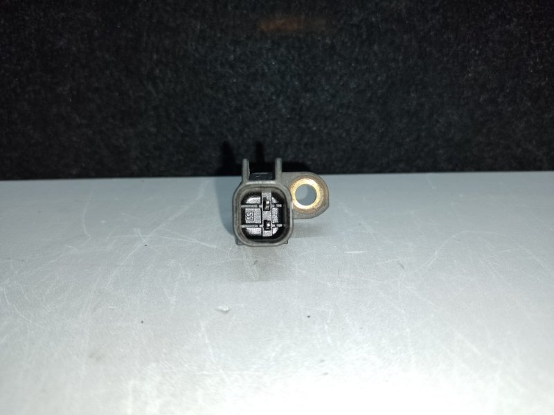 Датчик ABS задний правый 3 BL 09-13 2009 2.5 L (L5-VE)