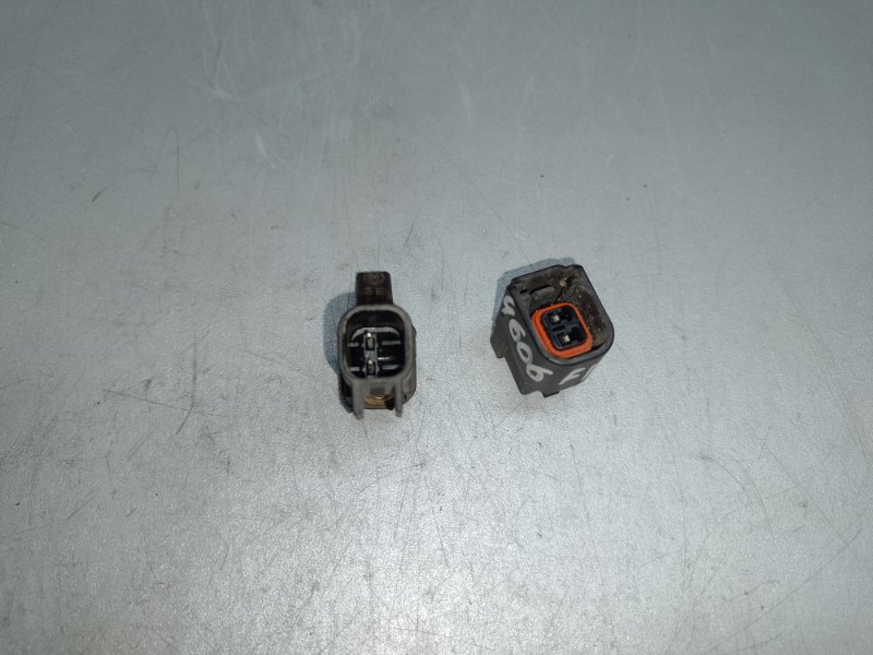 Датчик ABS передний правый 3 BL 09-13 2009 2.5 L (L5-VE)