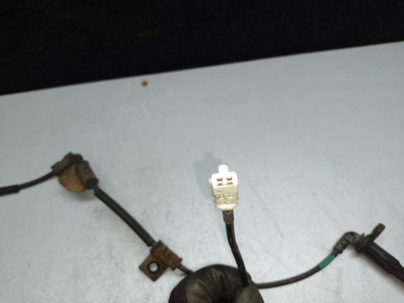 Датчик ABS задний левый TUCSON 04-10 2006 2.7 G6BA