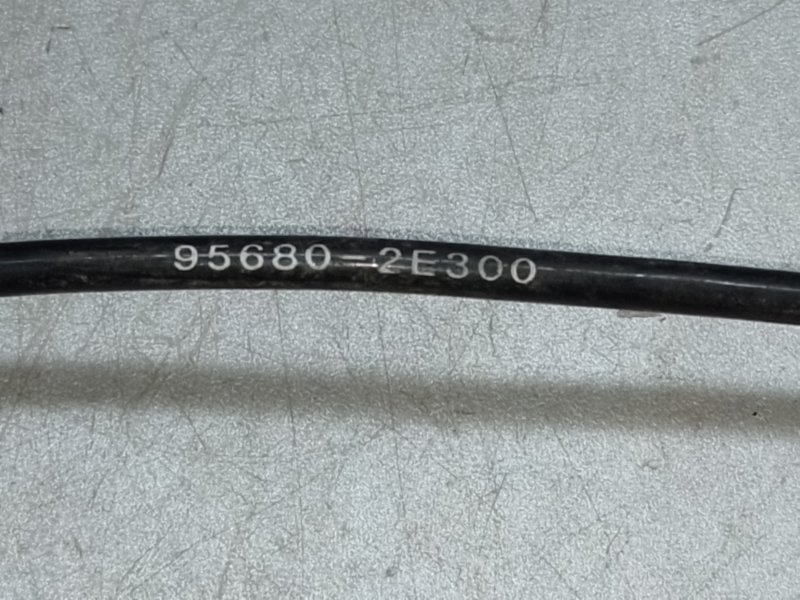 Датчик ABS задний левый HYUNDAI TUCSON 04-10 2.7 G6BA