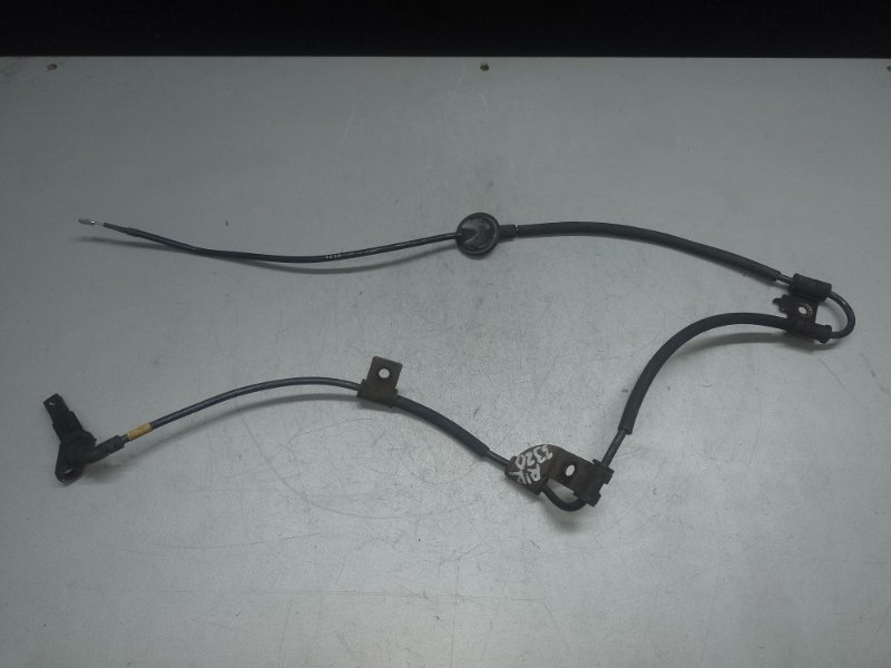 Датчик ABS задний правый HYUNDAI TUCSON 04-10 2006 2.7 G6BA 95680-2E310 Б/У