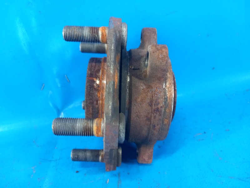 Ступица передняя левая SENTRA B17 12-21 2013 1.8 MRA8DE