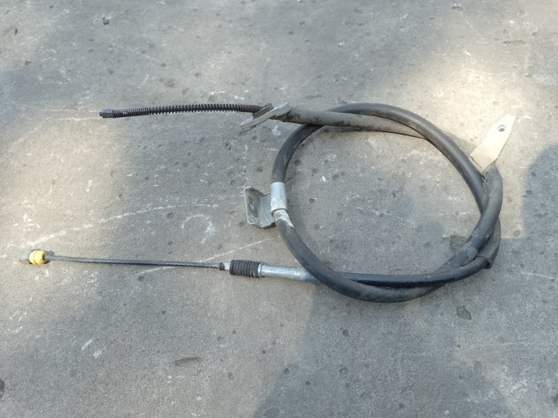 Трос стояночного тормоза левый TOYOTA SIENNA 11-16 2012 3.5 2GR-FE 46430-08040 Б/У