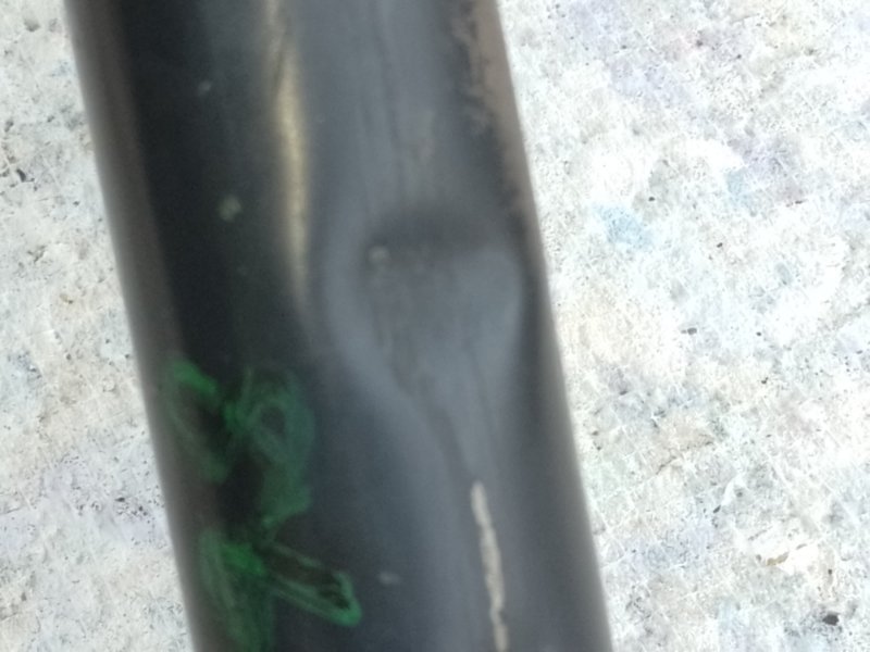 Амортизатор задний TOYOTA SIENNA 11-16 3.5 2GR-FE Амортизатор задний TOYOTA SIENNA 11-16 3.5 2GR-FE