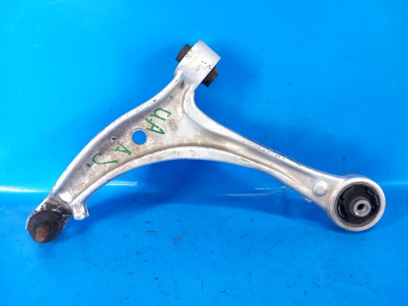 Рычаг передней подвески нижний HONDA ODYSSEY 05-10 51360-SHJ-A03 Б/У