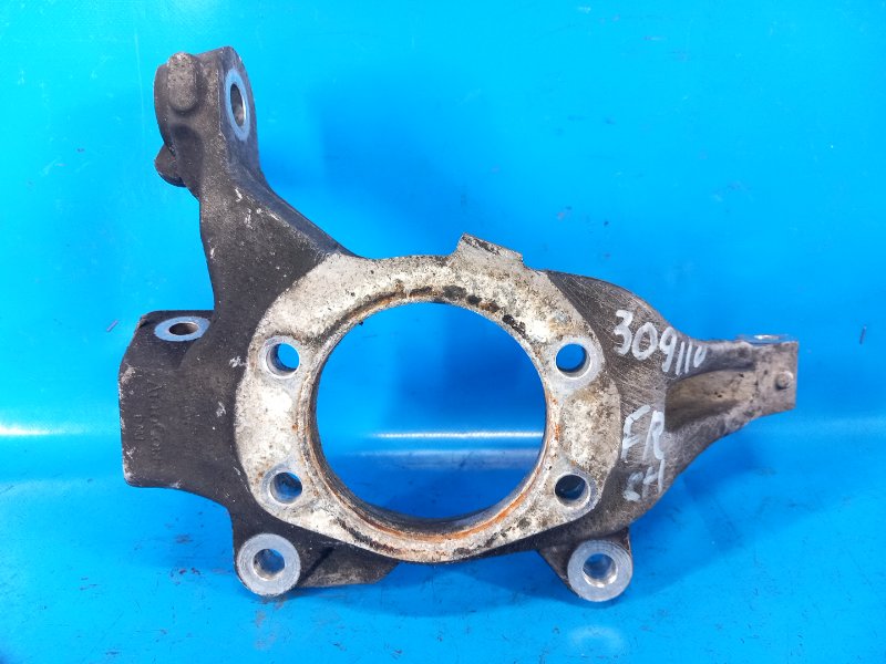 Кулак поворотный правый NISSAN PATHFINDER R52 12-21 2015 R52 3.5 VQ35DE 400143JA1A Б/У