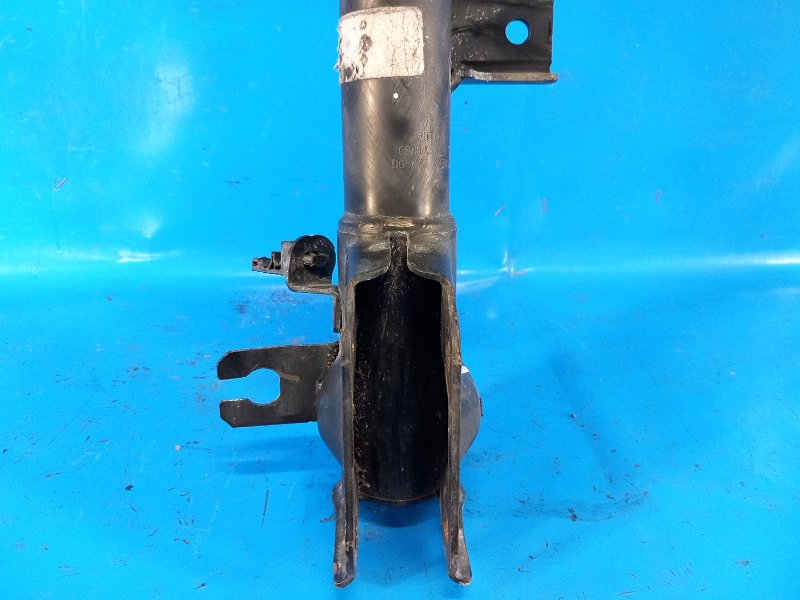 Амортизатор передний левый 3 BK 03-08 2006 BK 2.3 L3