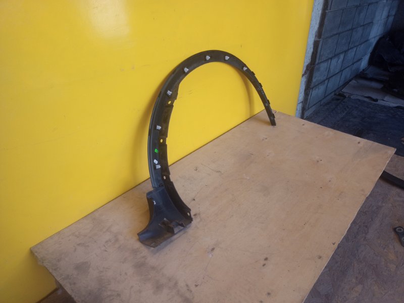 Накладка крыла (расширитель арки) передняя левая KUGA  20-24