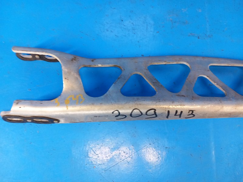 Распорка кузова MX-5 15- 2018 ND 2.0 PE-VPS