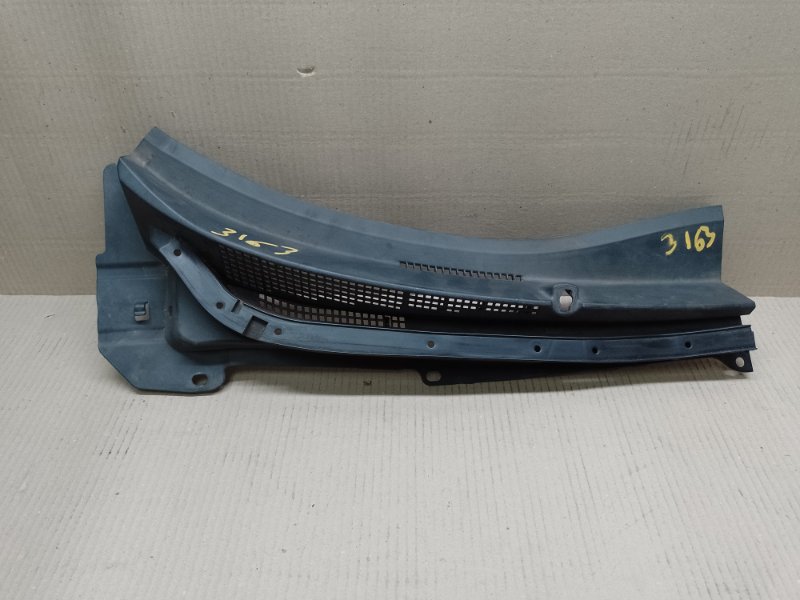 Запчасть пластик под лобовое стекло / жабо правый MAZDA 6 GH 07-12 2008 2.5 L (L5-VE) GS3L-50-7R0B Б/У Пластик под лобовое стекло / Жабо правый MAZDA 6 GH 07-12 2008 2.5 L (L5-VE) GS3L-50-7R0B Б/У