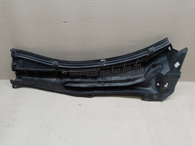 Пластик под лобовое стекло / Жабо правый 6 GH 07-12 2008 2.5 L (L5-VE) Пластик под лобовое стекло / Жабо правый 6 GH 07-12 2008 2.5 L (L5-VE)