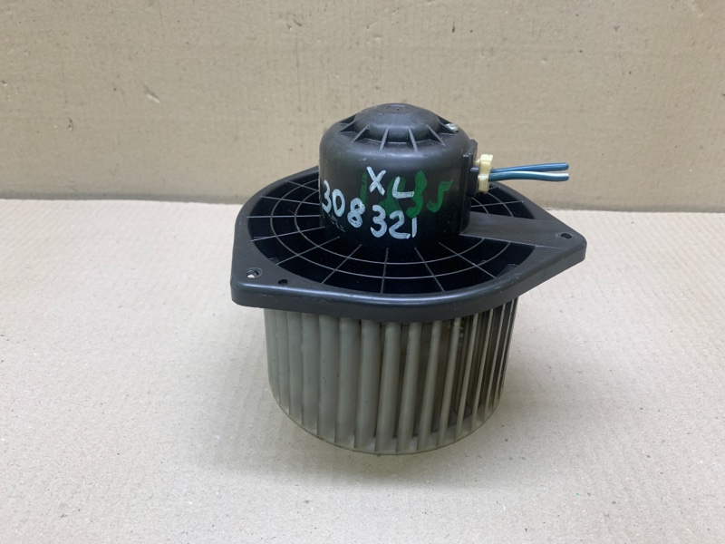 Запчасть моторчик печки MITSUBISHI OUTLANDER XL 05-13 2006 CW 3.0 6B31 7802A135 Б/У Моторчик печки MITSUBISHI OUTLANDER XL 05-13 2006 CW 3.0 6B31 7802A135 Б/У