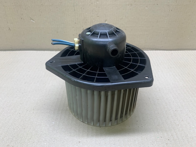 Моторчик печки OUTLANDER XL 05-13 2006 CW 3.0 6B31 Моторчик печки OUTLANDER XL 05-13 2006 CW 3.0 6B31