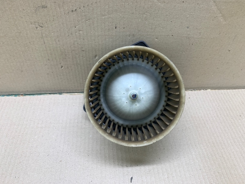 Моторчик печки OUTLANDER XL 05-13 2006 CW 3.0 6B31 Моторчик печки OUTLANDER XL 05-13 2006 CW 3.0 6B31