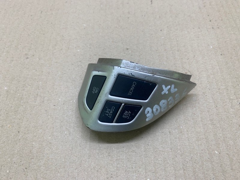 Кнопки на руль правые MITSUBISHI OUTLANDER XL 05-13 2006 CW 3.0 6B31 8602A008 Б/У