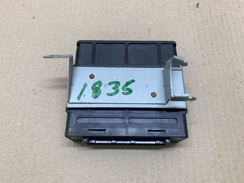 Блок управления АКПП OUTLANDER XL 05-13 2006 CW 3.0 6B31 Блок управления АКПП OUTLANDER XL 05-13 2006 CW 3.0 6B31