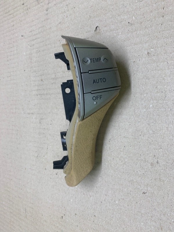 Кнопки на руль правые TOYOTA AVALON 05-12 2005 3.5 2GR-FE 84250-07010-A0 Б/У