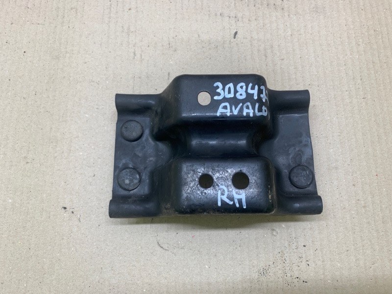 Кронштейн усилителя заднего бампера правый TOYOTA AVALON 05-12 2005 3.5 2GR-FE 52175-AC030 Б/У