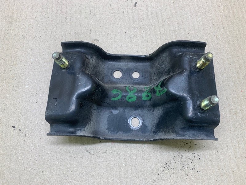 Кронштейн усилителя заднего бампера левый AVALON 05-12 2005 3.5 2GR-FE