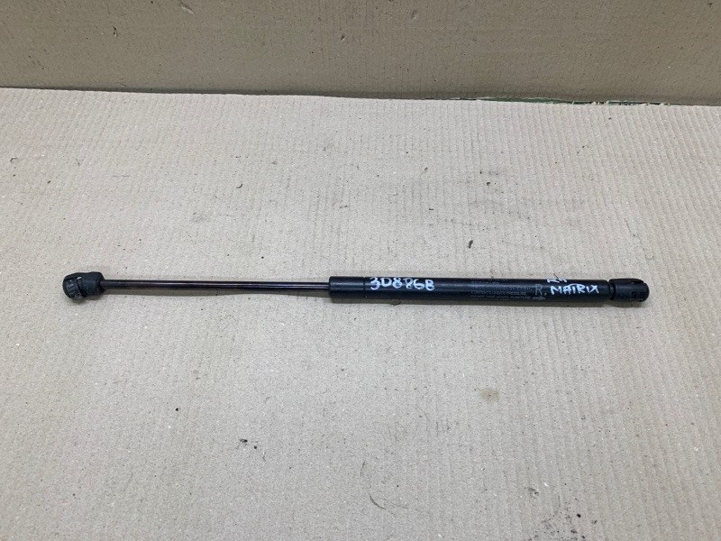 Амортизатор стекла крышки багажника правый TOYOTA MATRIX 02-08 2002 ZZE132 1.8L 1ZZ-FE 68930-02010 Б/У