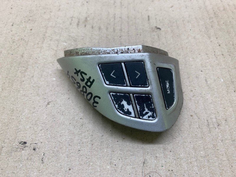 Кнопки на руль левые MITSUBISHI ASX / OUTLANDER SPORT 10-21 2012 2.0 4B11 8701A087 Б/У