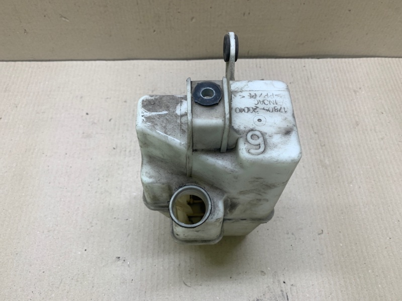 Резонатор воздушного фильтра LEXUS ES300 ES330 01-06 3.3 3MZFE Резонатор воздушного фильтра LEXUS ES300 ES330 01-06 3.3 3MZFE