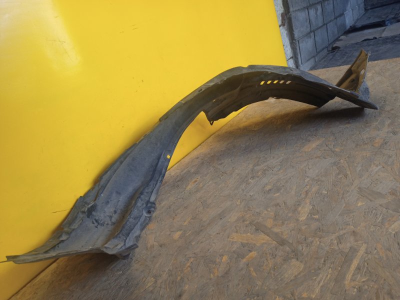 Подкрылок передний правый LAND CRUISER PRADO 150 09-17