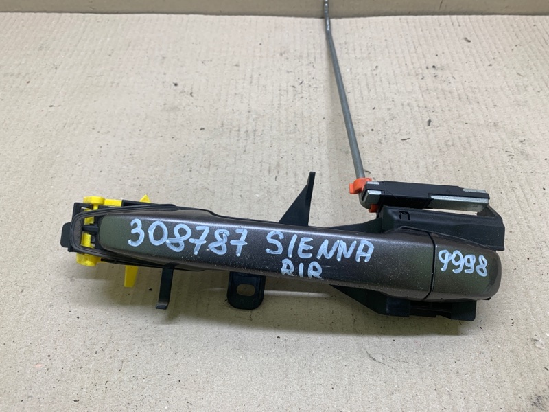 Ручка двери наружная задняя правая TOYOTA SIENNA 11-16 2012 3.5 2GR-FE 69230-08040-B1 Б/У