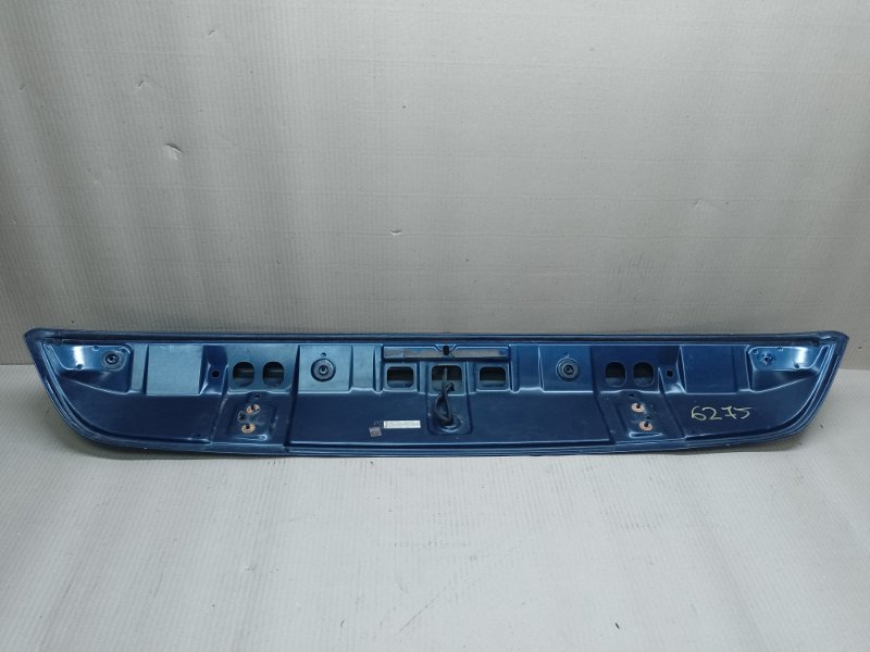 Спойлер крышки багажника MATRIX 02-08 2002 ZZE132 1.8L 1ZZ-FE