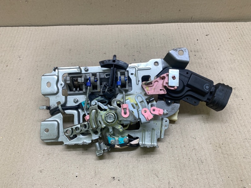 Ручка двери внутренняя задняя правая SIENNA 11-16 2012 3.5 2GR-FE