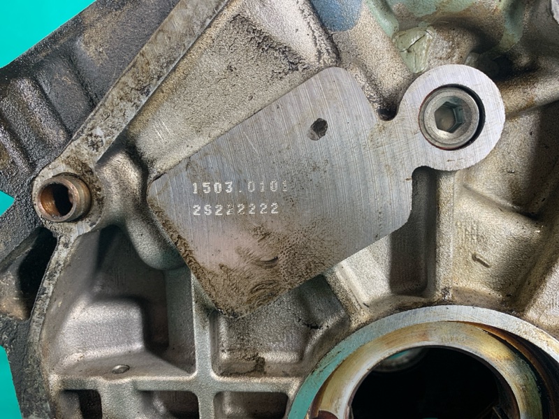 Блок двигателя TRIBUTE 00-07 2001 Внедорожник 3.0