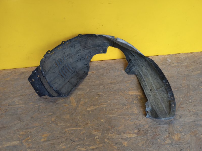 Подкрылок передний левый NX 14-21