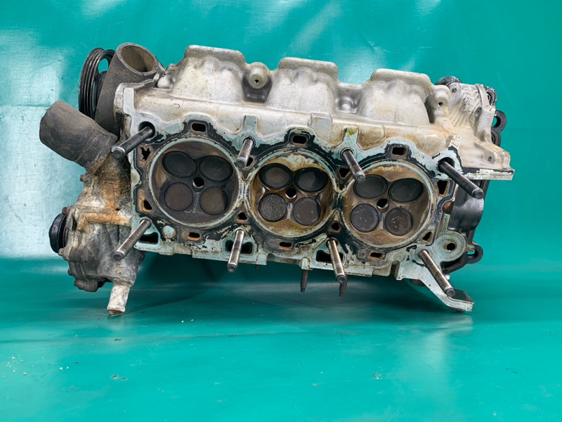 Головка блока цилиндров правая MAZDA TRIBUTE 00-07 Внедорожник 3.0